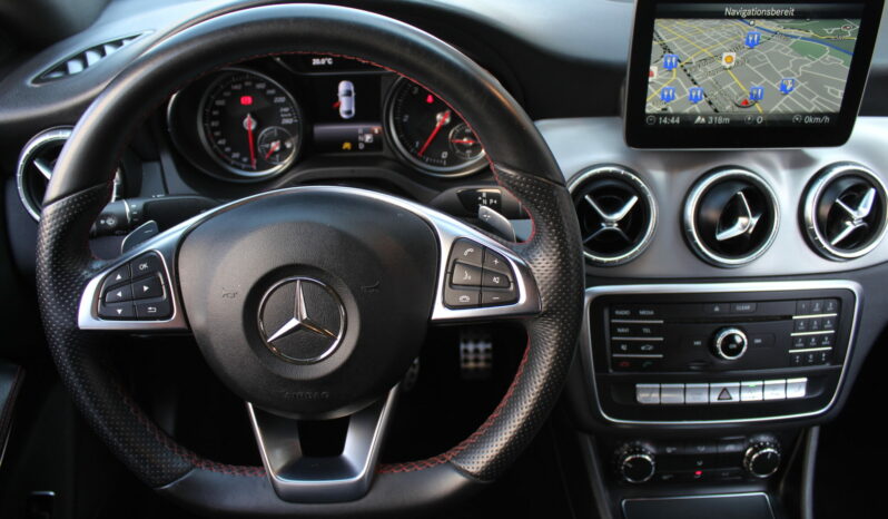 Mercedes-Benz CLA 200 d Aut. *AMG-LINE* full