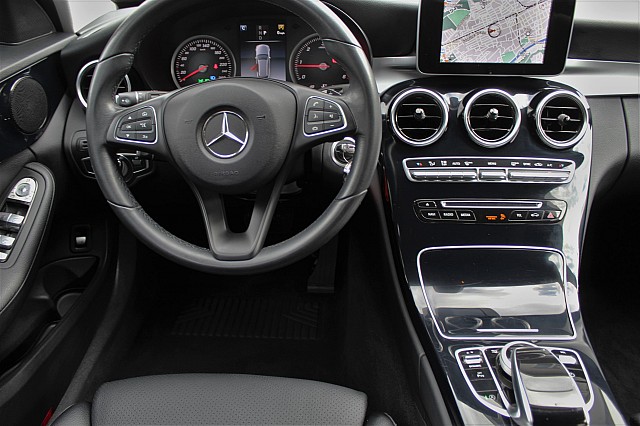 Mercedes-Benz C 200 d T Avantgarde Aut. *Topausstattung* full