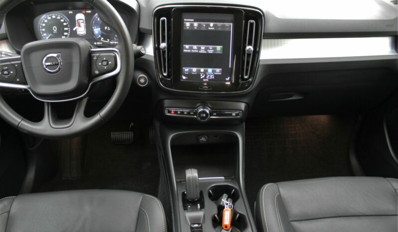 Volvo XC40 D3 Momentum AWD Geartronic full