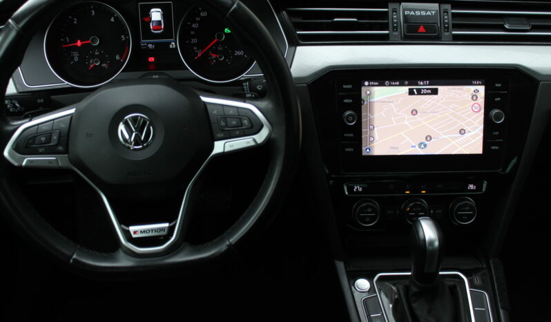 VW Passat Business 2,0 SRC TDI 4Motion DSG full