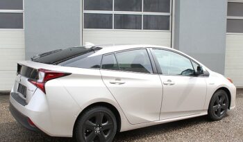 Toyota Prius 1,8 VVT-i Hybrid Active full