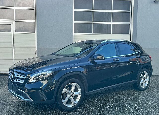 Mercedes-Benz GLA 200 d 4MATIC Urban Aut. full