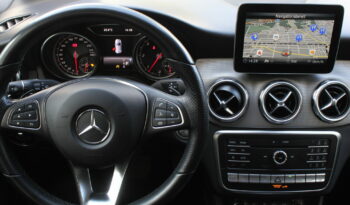 Mercedes-Benz GLA 200 d 4MATIC Urban Aut. full