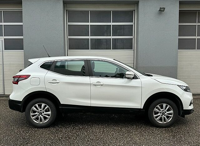 Nissan Qashqai 1,6 dCi ALL-MODE 4x4i *1. Besitz* full