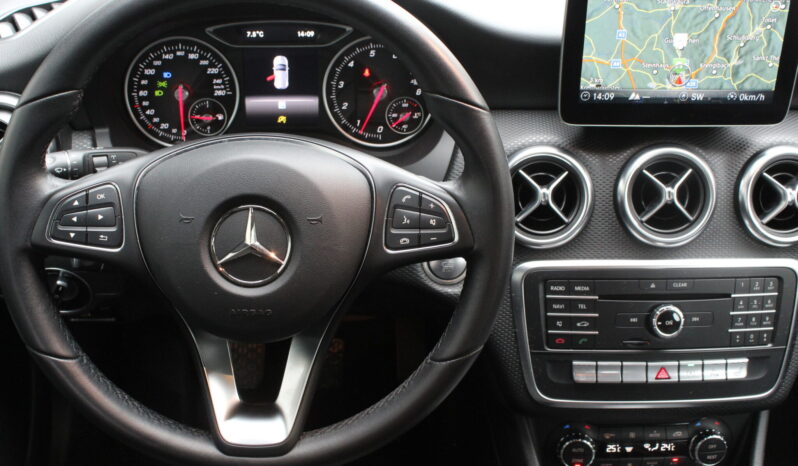 Mercedes-Benz A 160 Edition *Topausstattung* full