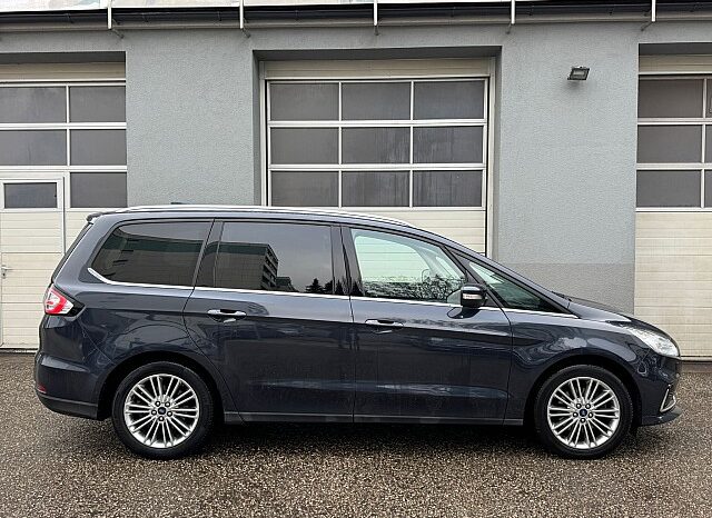 Ford Galaxy 2,0 EcoBlue Vignale Aut. *7-SITZER* full