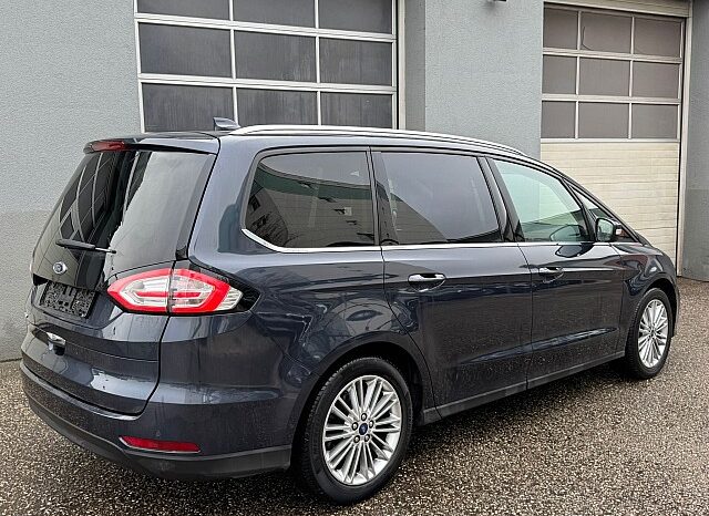 Ford Galaxy 2,0 EcoBlue Vignale Aut. *7-SITZER* full