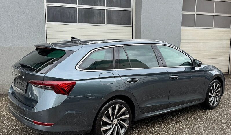 Skoda Octavia Combi 2,0 TDI Premium DSG full
