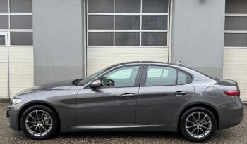 Alfa Romeo Giulia Super 2,0 200 AT8 RWD full