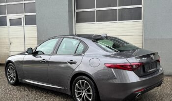 Alfa Romeo Giulia Super 2,0 200 AT8 RWD full