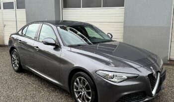 Alfa Romeo Giulia Super 2,0 200 AT8 RWD full