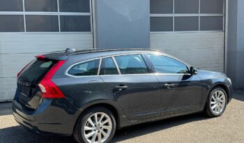 Volvo V60 D3 Momentum full