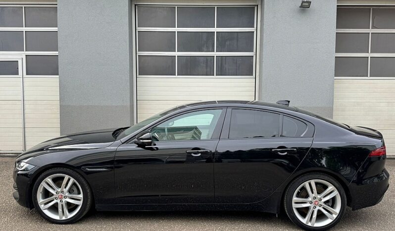 Jaguar XE D200 SE Aut. full