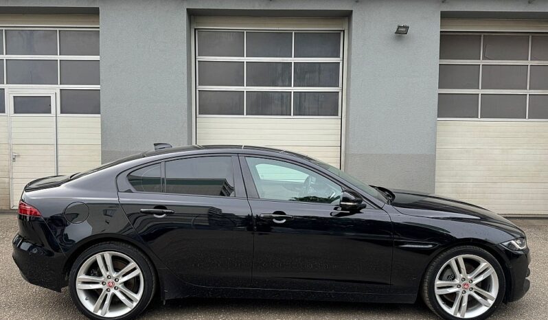 Jaguar XE D200 SE Aut. full