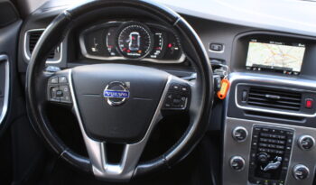 Volvo V60 D3 Momentum full