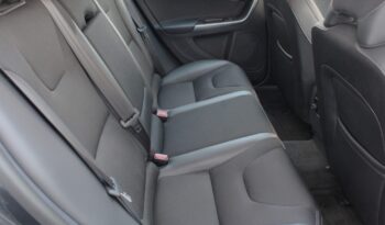 Volvo V60 D3 Momentum full