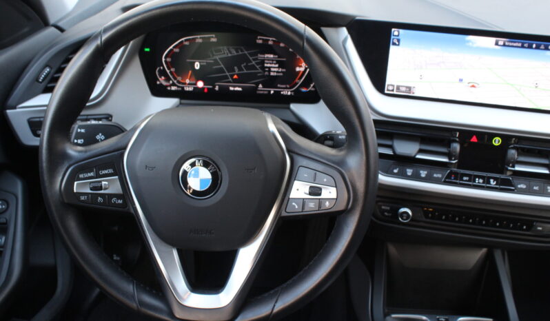 BMW 118i Sport-Line Aut. full