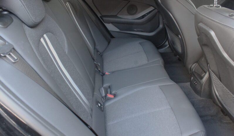 BMW 118i Sport-Line Aut. full