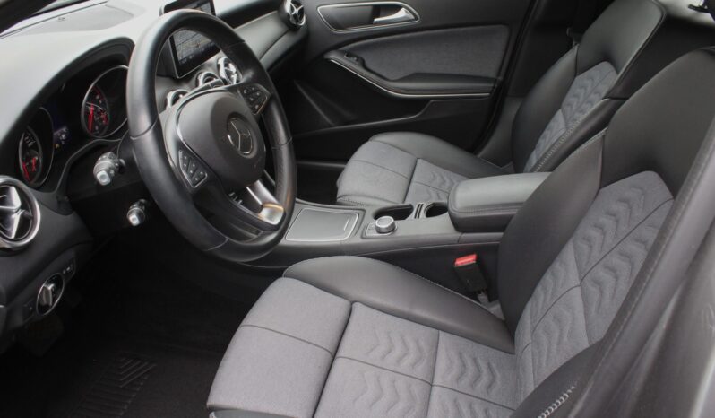 Mercedes-Benz GLA 200 d Style Aut. full