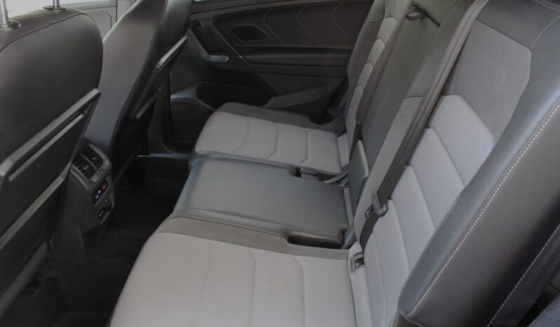 VW Tiguan Allspace 2,0 TDI 4Motion DSG *R-LINE*7-Sitzer!* full