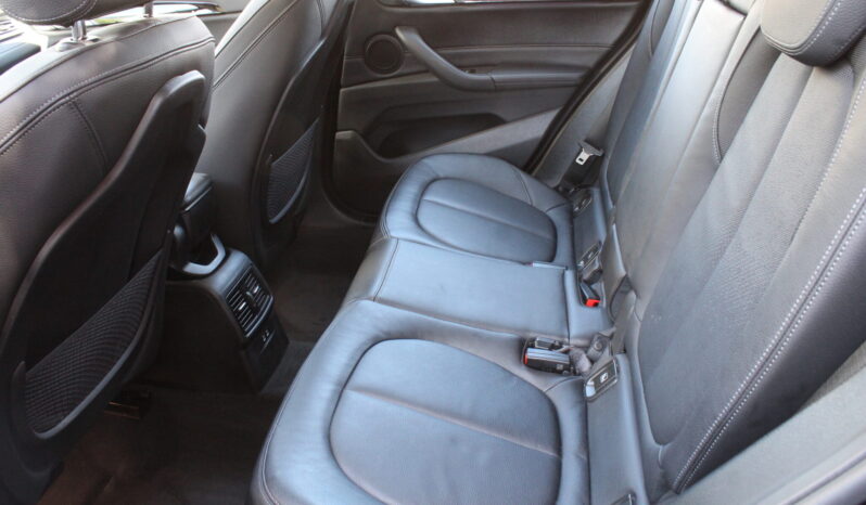 BMW X1 xDrive 20d Sport-Line Aut. full
