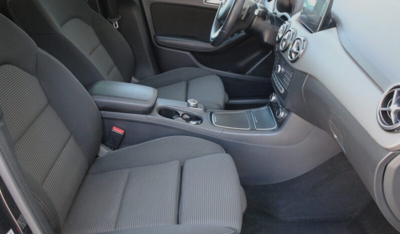 Mercedes-Benz B 180 d Aut. full