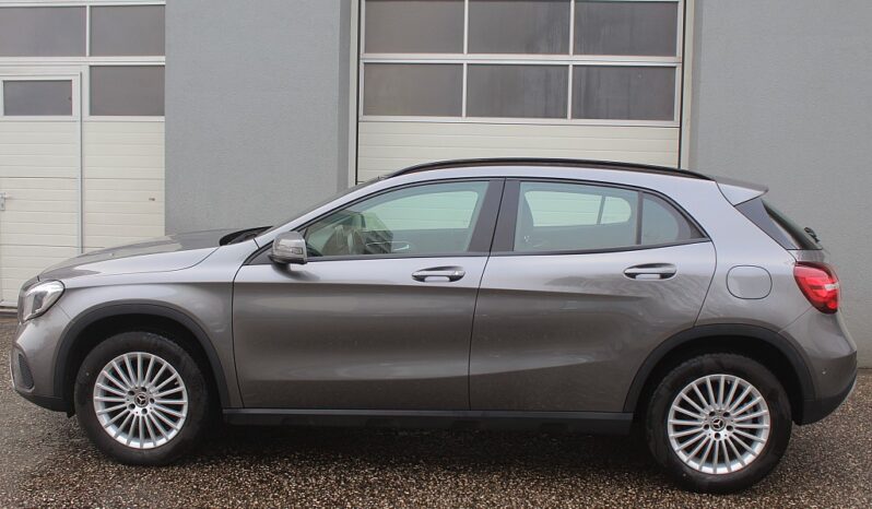 Mercedes-Benz GLA 200 d 4MATIC Aut. full