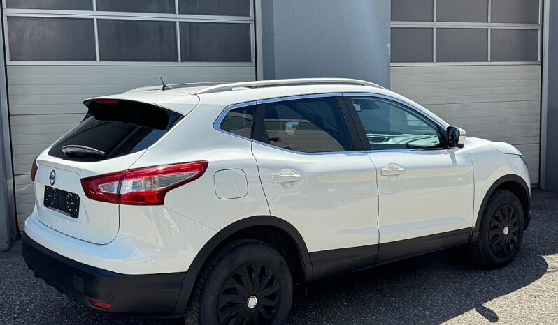 NissanQashqai 1,2 DIG-T N-Connecta full