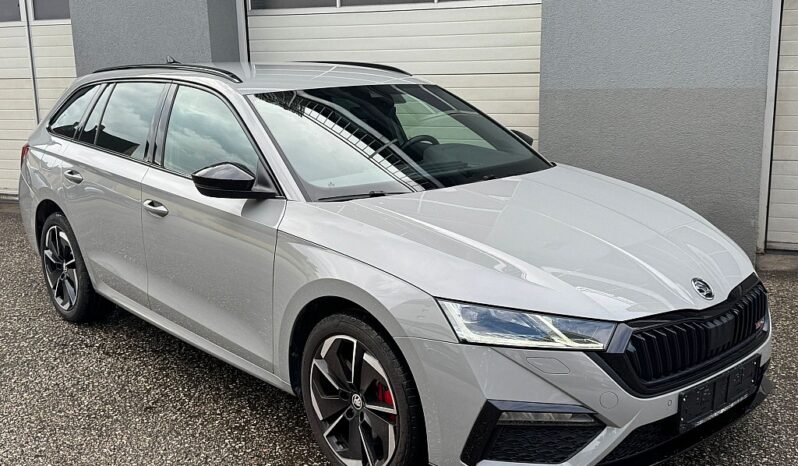 Skoda Octavia Combi RS iV 245 DSG full
