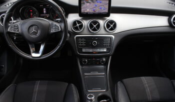 Mercedes-Benz CLA 200 d Aut. full