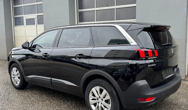Peugeot 5008 BlueHDI 130 EAT8 Allure *7-SITZER* full