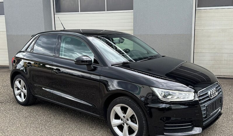 Audi A1 SB 1,0 TFSI intense S-tronic full