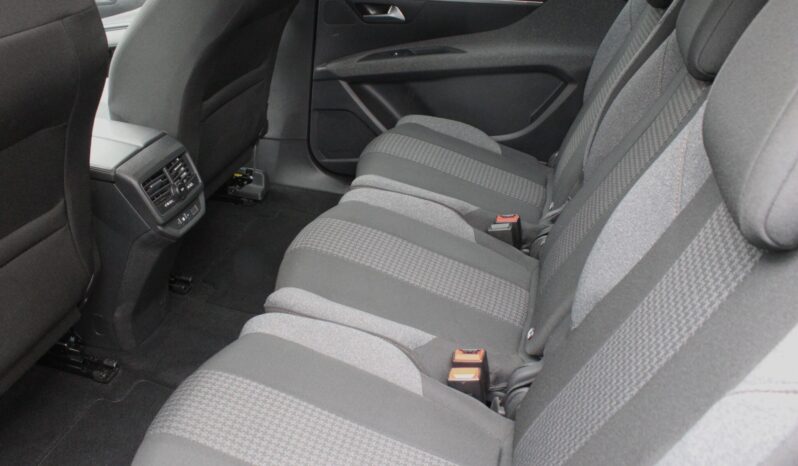 Peugeot 5008 BlueHDI 130 EAT8 Allure *7-SITZER* full