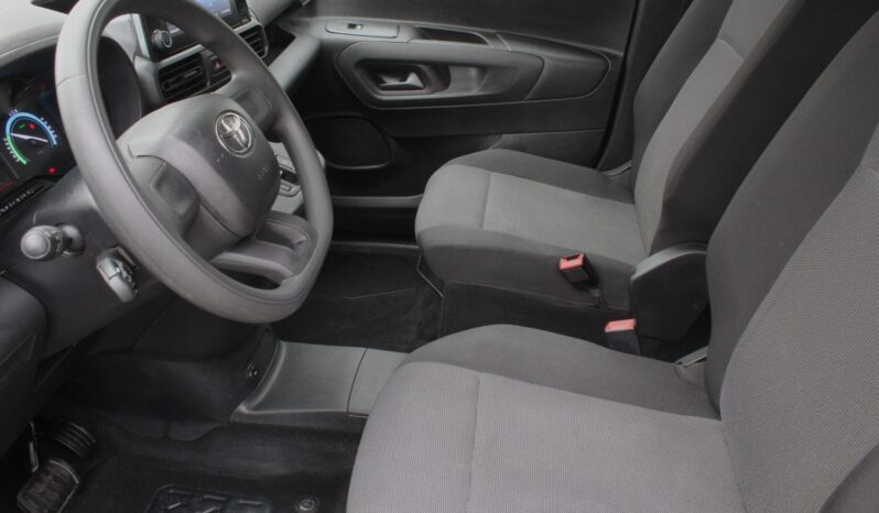 Toyota Proace City Verso L1 Electric 50kWh Family+ full