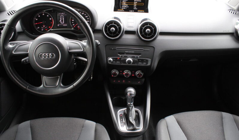 Audi A1 SB 1,0 TFSI intense S-tronic full