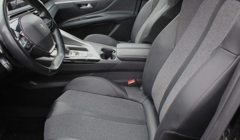 Peugeot 3008 1,2 PureTech 130 S&S EAT8 Allure full