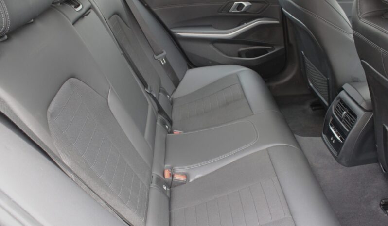 BMW 318d Touring Sport Line Aut. full