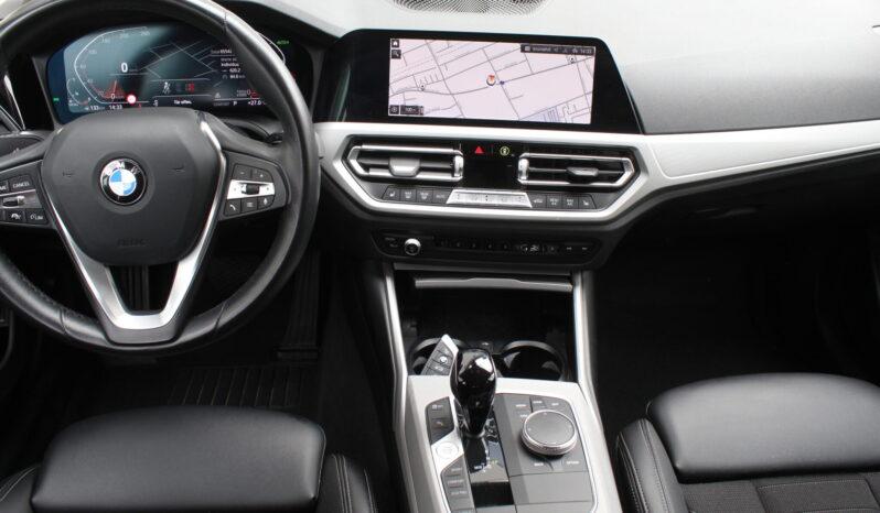 BMW 318d Touring Sport Line Aut. full