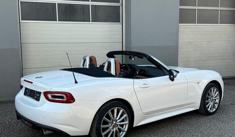 Fiat 124 Spider Lusso 1,4 Turbo Multi Air Aut. full