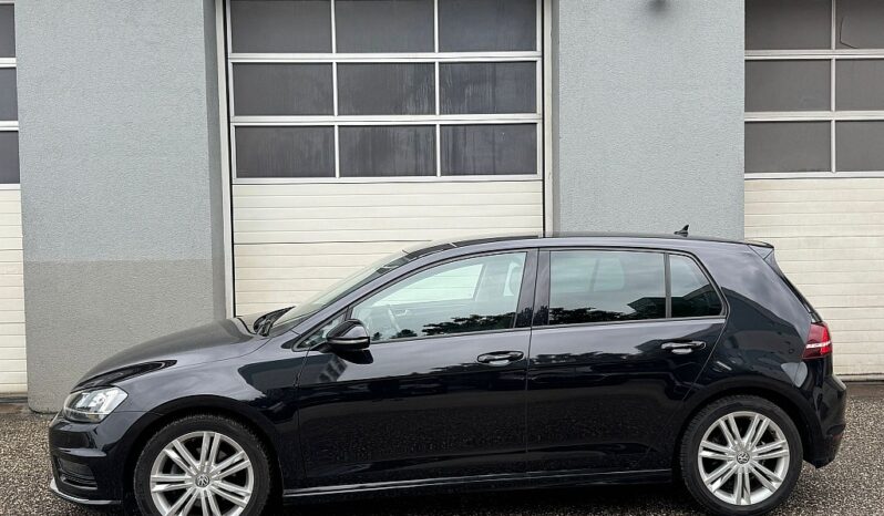 VW Golf Highline 1,6 TDI DSG *R-LINE* full