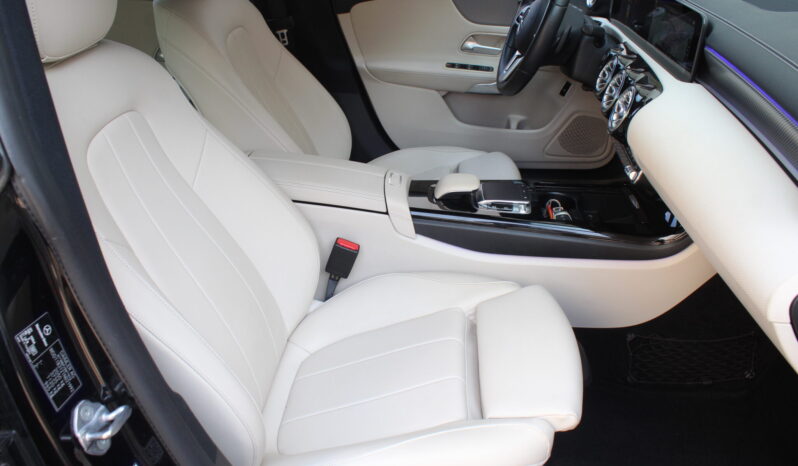 Mercedes-Benz CLA 200 d Aut. *Topausstattung* full