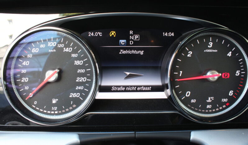 Mercedes-Benz E 220 d Coupe Aut. *AMG-LINE* full