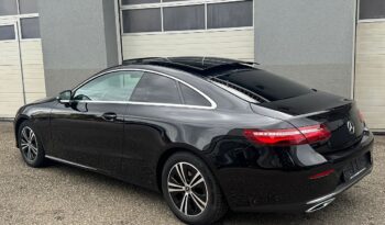 Mercedes-Benz E 200 Coupe Aut. full