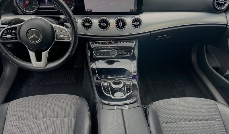 Mercedes-Benz E 200 Coupe Aut. full
