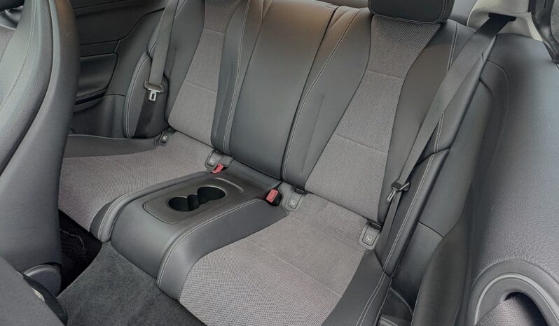 Mercedes-Benz E 200 Coupe Aut. full