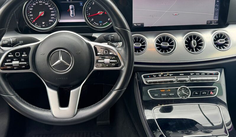 Mercedes-Benz E 200 Coupe Aut. full