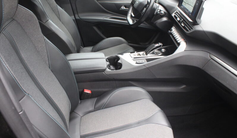 Peugeot 3008 PureTech 130 EAT8 Allure full