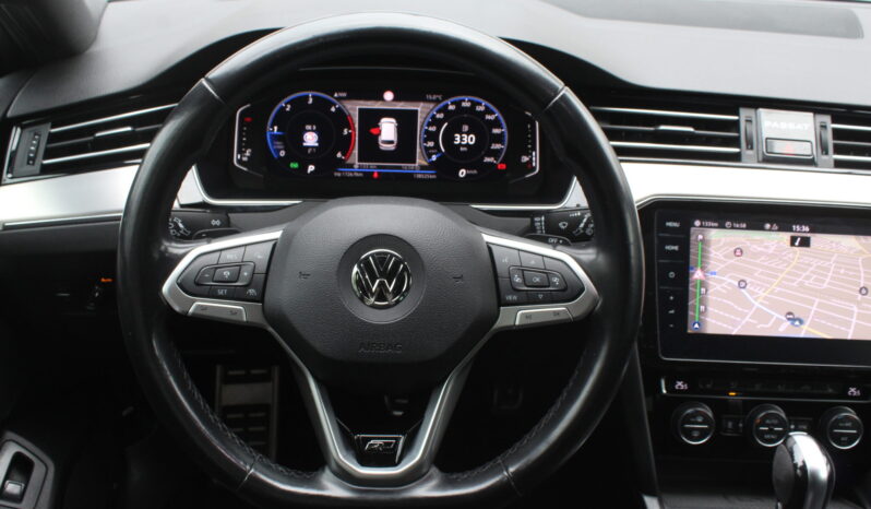 VW Passat Variant Elegance 2,0 TDI DSG *R-LINE* full