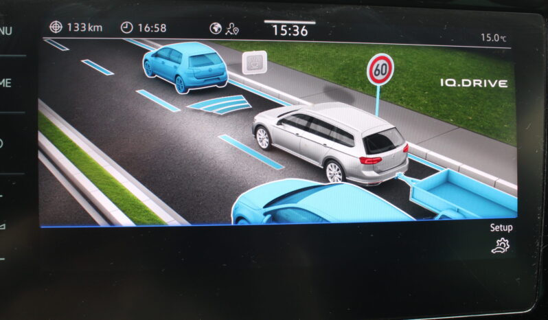 VW Passat Variant Elegance 2,0 TDI DSG *R-LINE* full