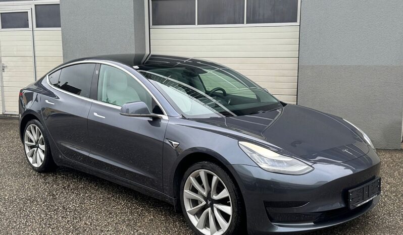 Tesla Model 3 Standard Range RWD full